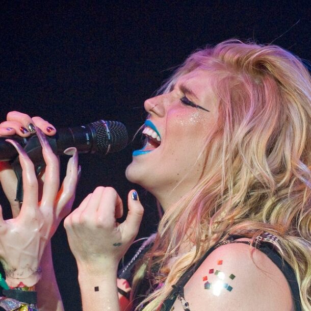 it’s-going-down:-the-ultimate-kesha-workout-playlist