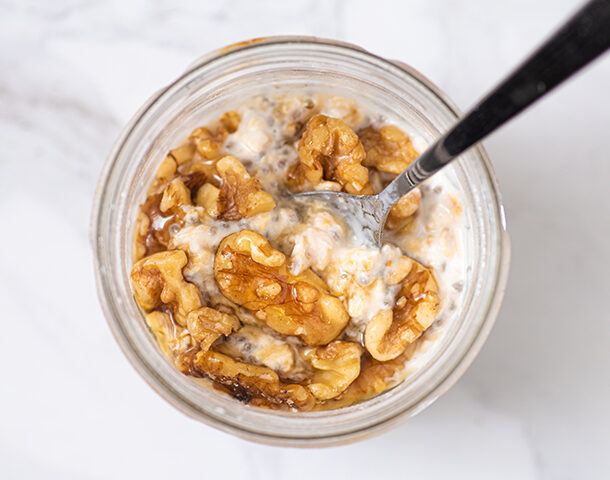 walnut-cookie-overnight-oats