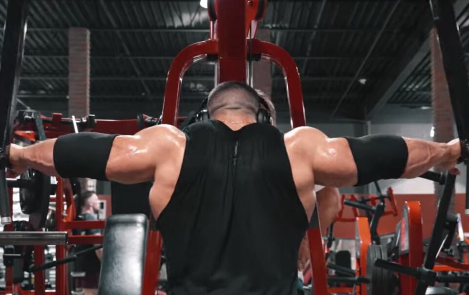 derek-lunsford-builds-rounded-delts-with-shoulder-workout-11-weeks-out-of-2023-mr.-olympia-–-breaking-muscle