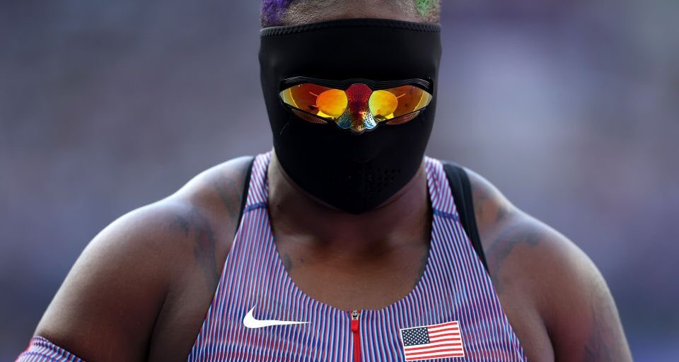 why-olympian-raven-saunders-throws-shot-put-in-a-distinctive,-full-face-mask